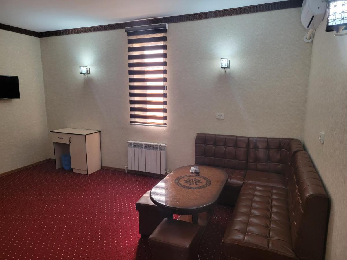 Mufarshox Hotell Buchara Exteriör bild